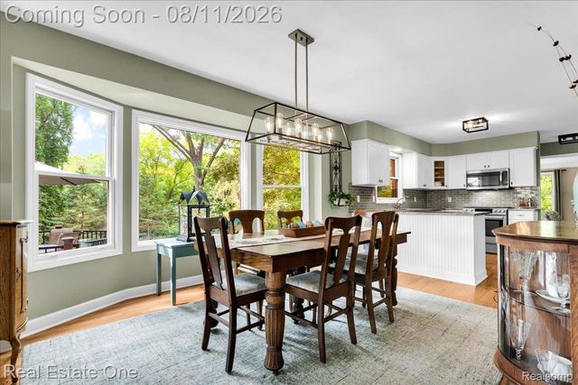 714 Heritage Drive, Milford Village, MI 48381