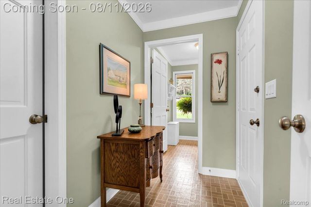 714 Heritage Drive, Milford Village, MI 48381