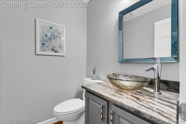 714 Heritage Drive, Milford Village, MI 48381