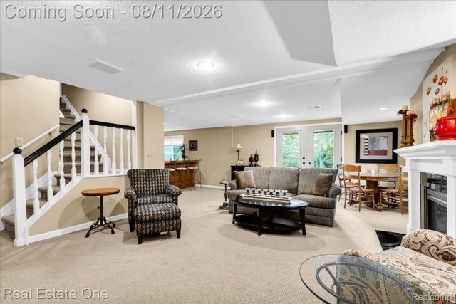 714 Heritage Drive, Milford Village, MI 48381