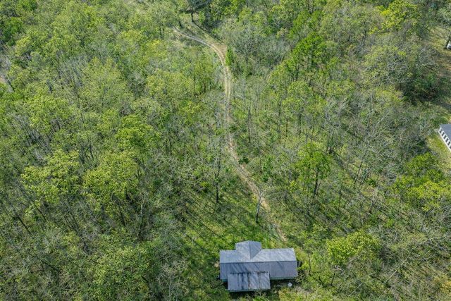 1135 Mink Branch Rd, Waynesboro, TN 38485