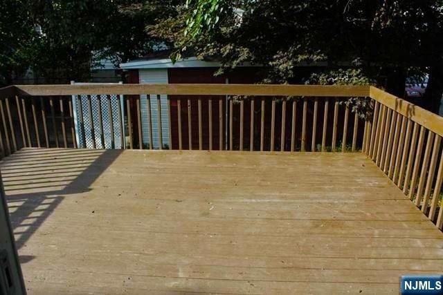 287 Orchard Street, Elmwood Park, NJ 07407