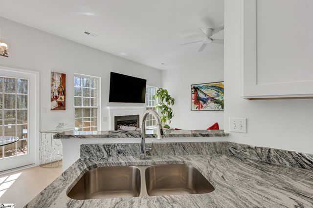 105 Poplar Springs Drive, Mauldin, SC 29662