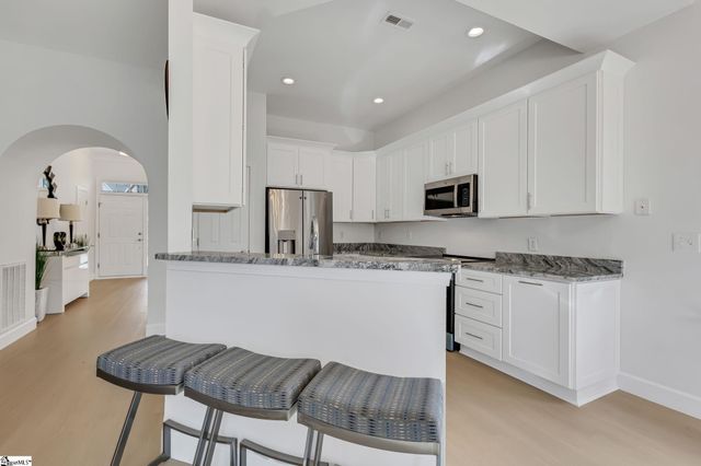 105 Poplar Springs Drive, Mauldin, SC 29662