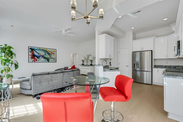 105 Poplar Springs Drive, Mauldin, SC 29662