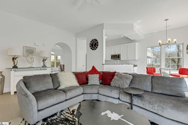 105 Poplar Springs Drive, Mauldin, SC 29662