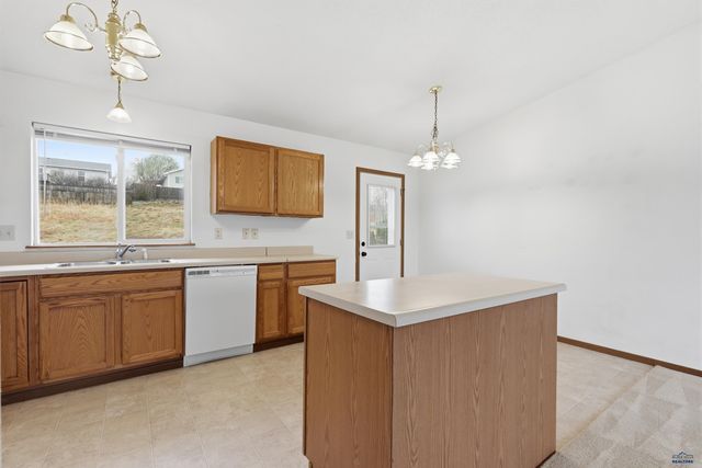 1235 ZIEBACH ST, Rapid City, SD 57703