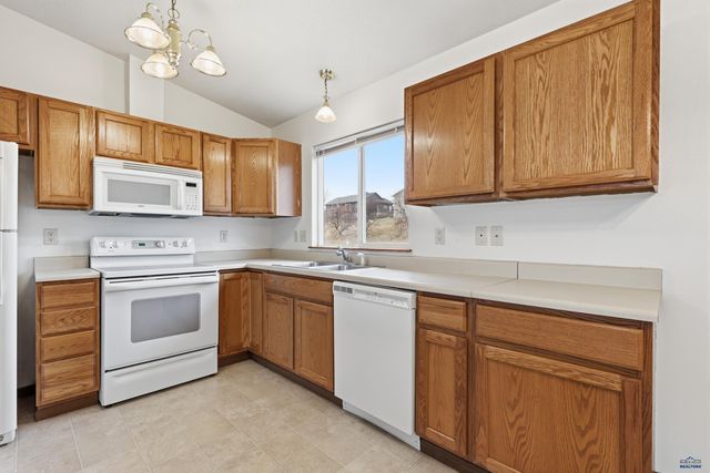 1235 ZIEBACH ST, Rapid City, SD 57703