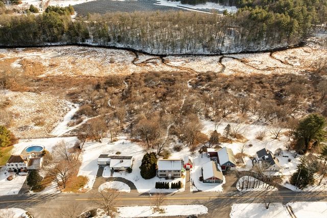 303 School St, Acton, MA 01720