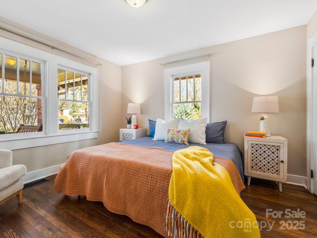 46 Belmont Avenue, Asheville, NC 28806