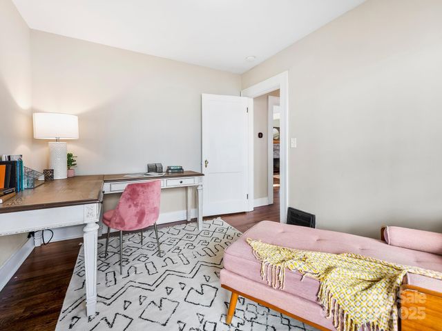 46 Belmont Avenue, Asheville, NC 28806