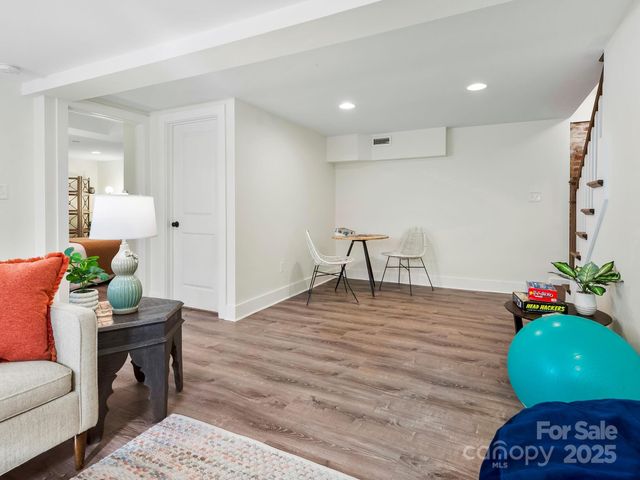 46 Belmont Avenue, Asheville, NC 28806