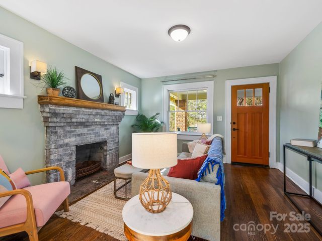 46 Belmont Avenue, Asheville, NC 28806