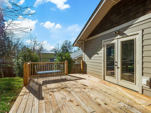 46 Belmont Avenue, Asheville, NC 28806