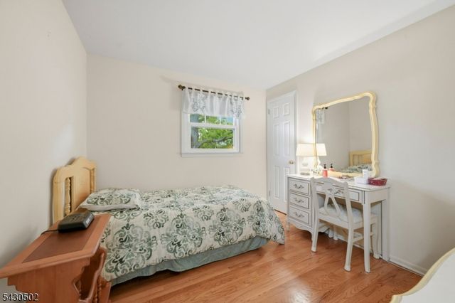 32 Crestwood Ave, Nutley Twp., NJ 07110