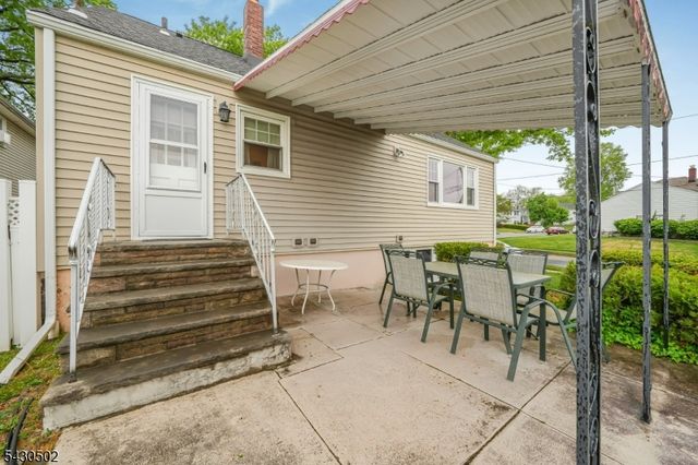 32 Crestwood Ave, Nutley Twp., NJ 07110
