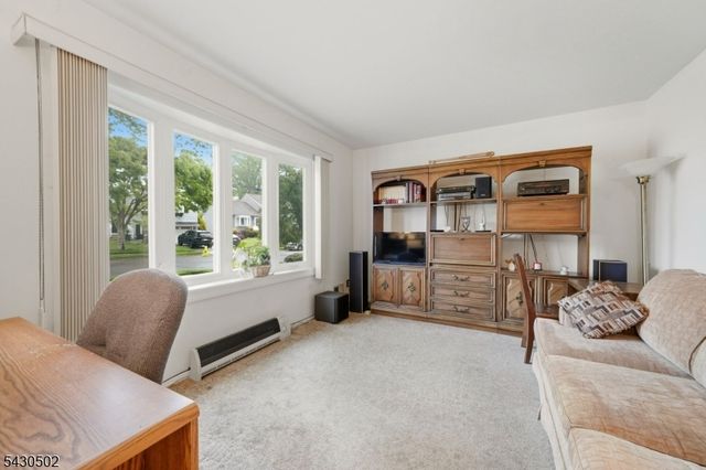 32 Crestwood Ave, Nutley Twp., NJ 07110
