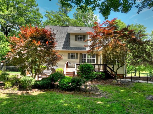 94 Old Place Drive, Blue Ridge, GA 30513