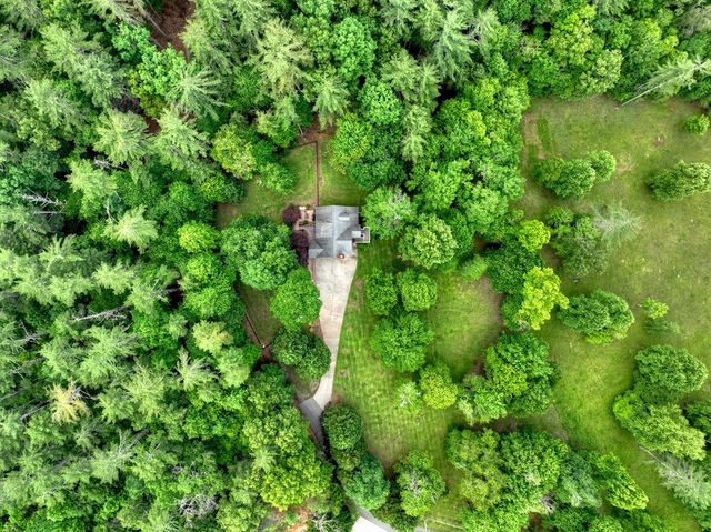 94 Old Place Drive, Blue Ridge, GA 30513