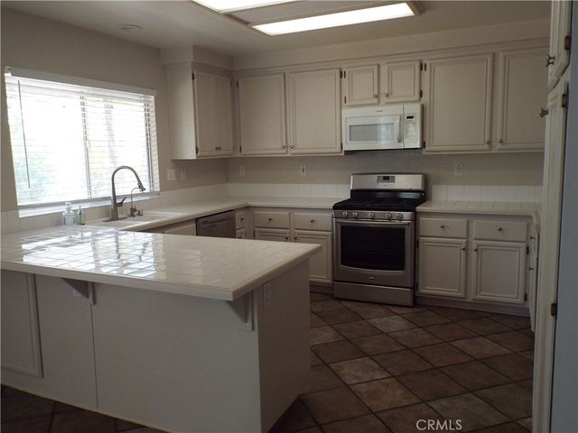 31935 Calle Vimianzo, Temecula, CA 92592