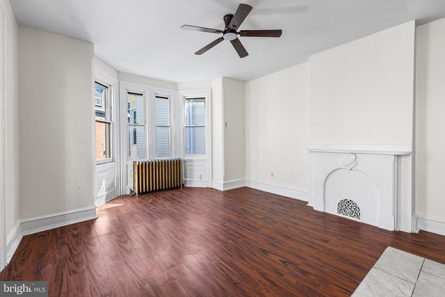 3713 LANCASTER AVE, Philadelphia, PA 19104