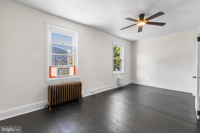 3713 LANCASTER AVE, Philadelphia, PA 19104