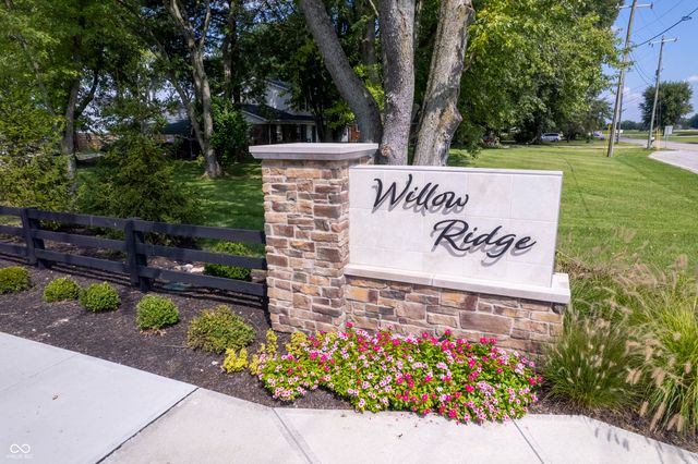 4721 Black Willow Way, New Palestine, IN 46163