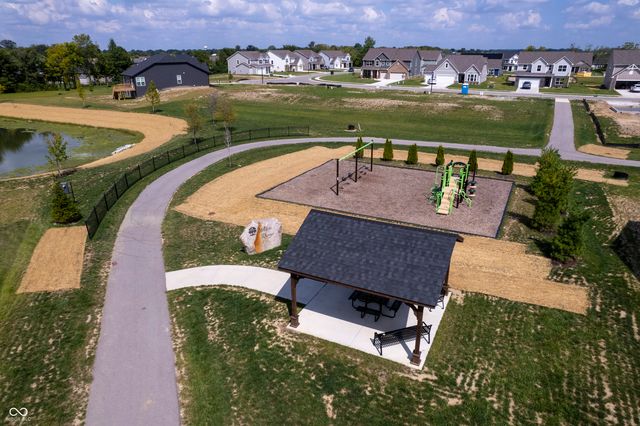4721 Black Willow Way, New Palestine, IN 46163