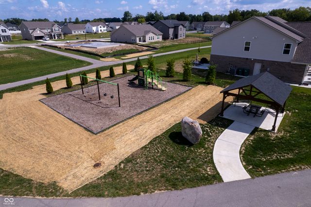4721 Black Willow Way, New Palestine, IN 46163