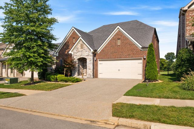 1685 Boardwalk Pl, Gallatin, TN 37066