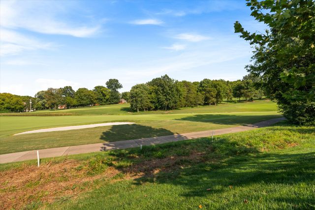 1685 Boardwalk Pl, Gallatin, TN 37066
