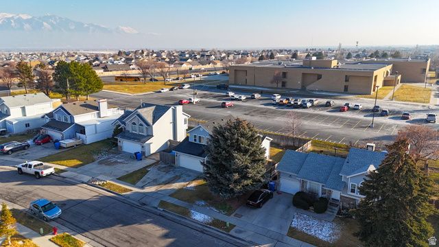 5661 W SUNKIST DR, Kearns, UT 84118