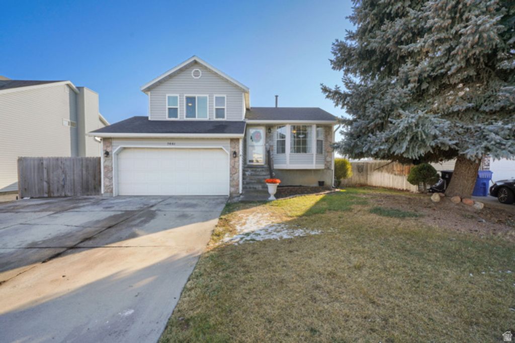 5661 W SUNKIST DR, Kearns, UT 84118