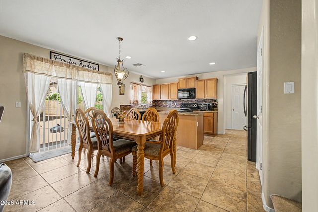 958 W LINDBERGH Avenue, Coolidge, AZ 85128