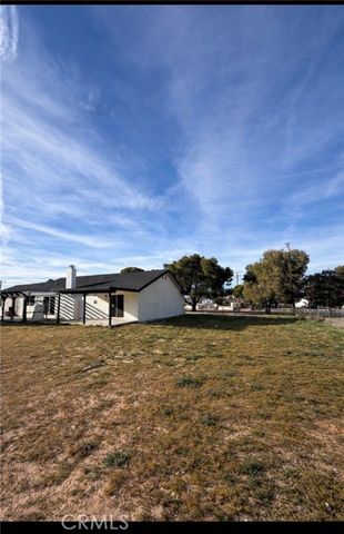 20585 Yucca Loma, Apple Valley, CA 92307