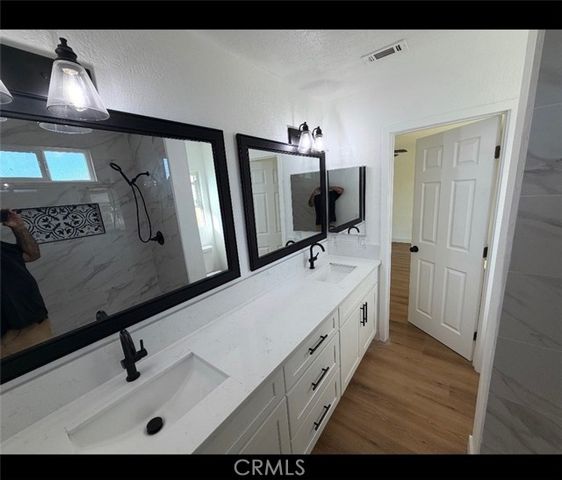 20585 Yucca Loma, Apple Valley, CA 92307