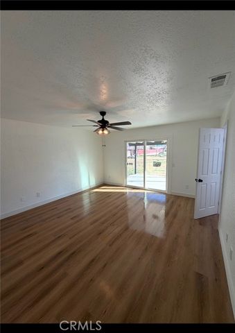 20585 Yucca Loma, Apple Valley, CA 92307