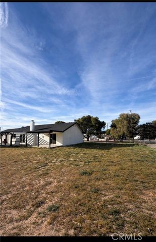 20585 Yucca Loma, Apple Valley, CA 92307