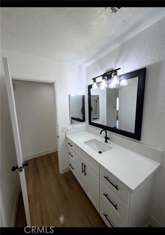 20585 Yucca Loma, Apple Valley, CA 92307