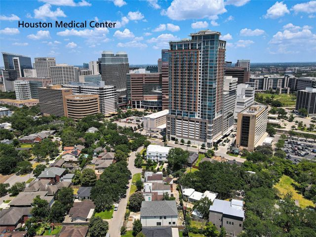 1902 Coulcrest Drive, Houston, TX 77055