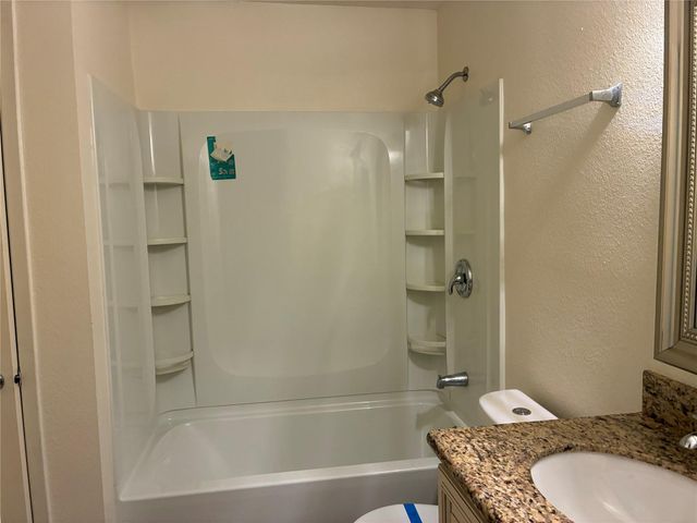 6401 Deihl Road 1011, Houston, TX 77092