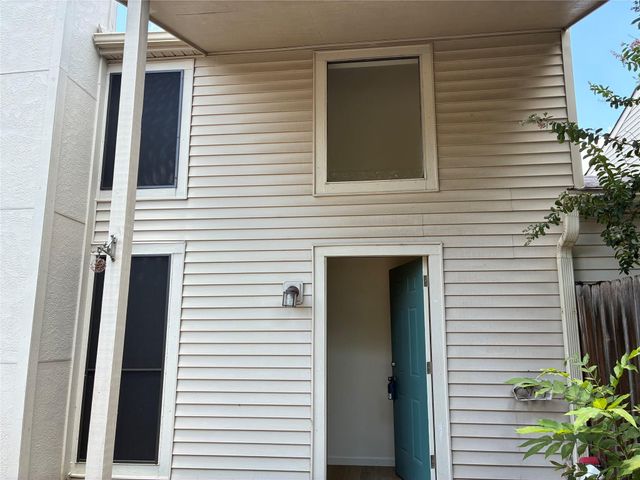 6401 Deihl Road 1011, Houston, TX 77092