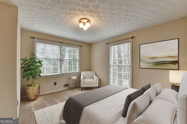 2325 Sussex Court, Snellville, GA 30078