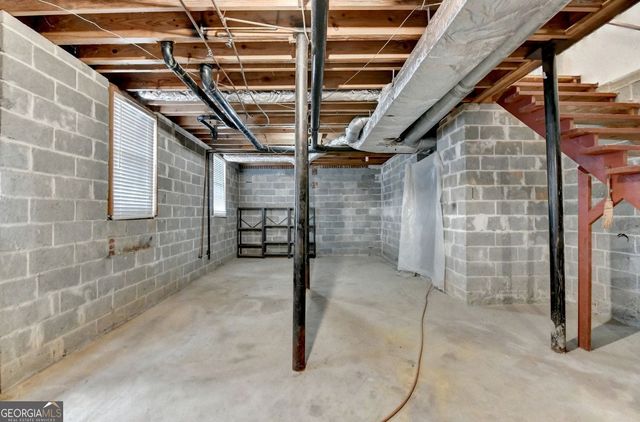 2325 Sussex Court, Snellville, GA 30078