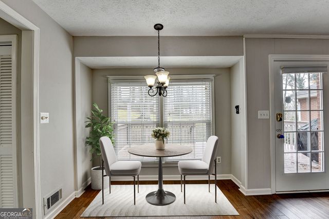 2325 Sussex Court, Snellville, GA 30078