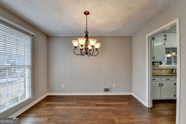 2325 Sussex Court, Snellville, GA 30078