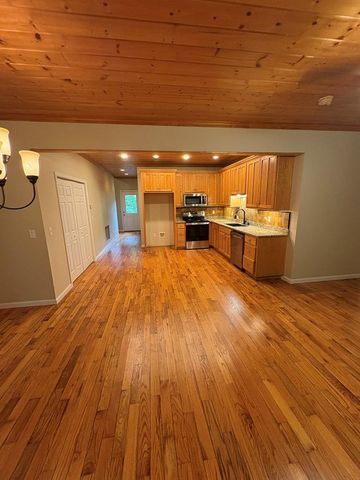 1013 Hwy 60, Suches, GA 30512