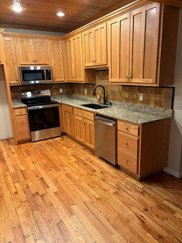 1013 Hwy 60, Suches, GA 30512