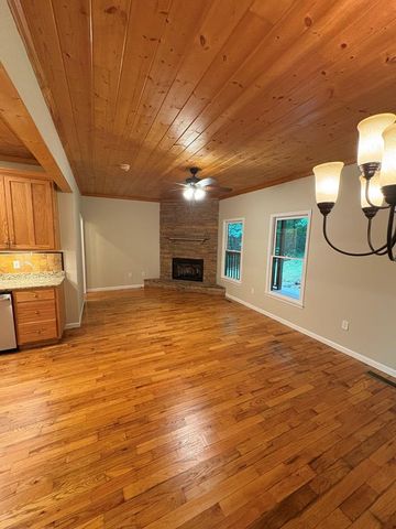 1013 Hwy 60, Suches, GA 30512