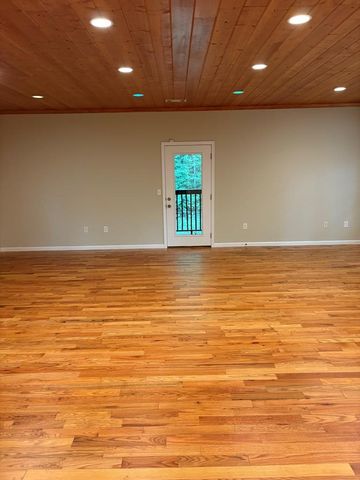 1013 Hwy 60, Suches, GA 30512